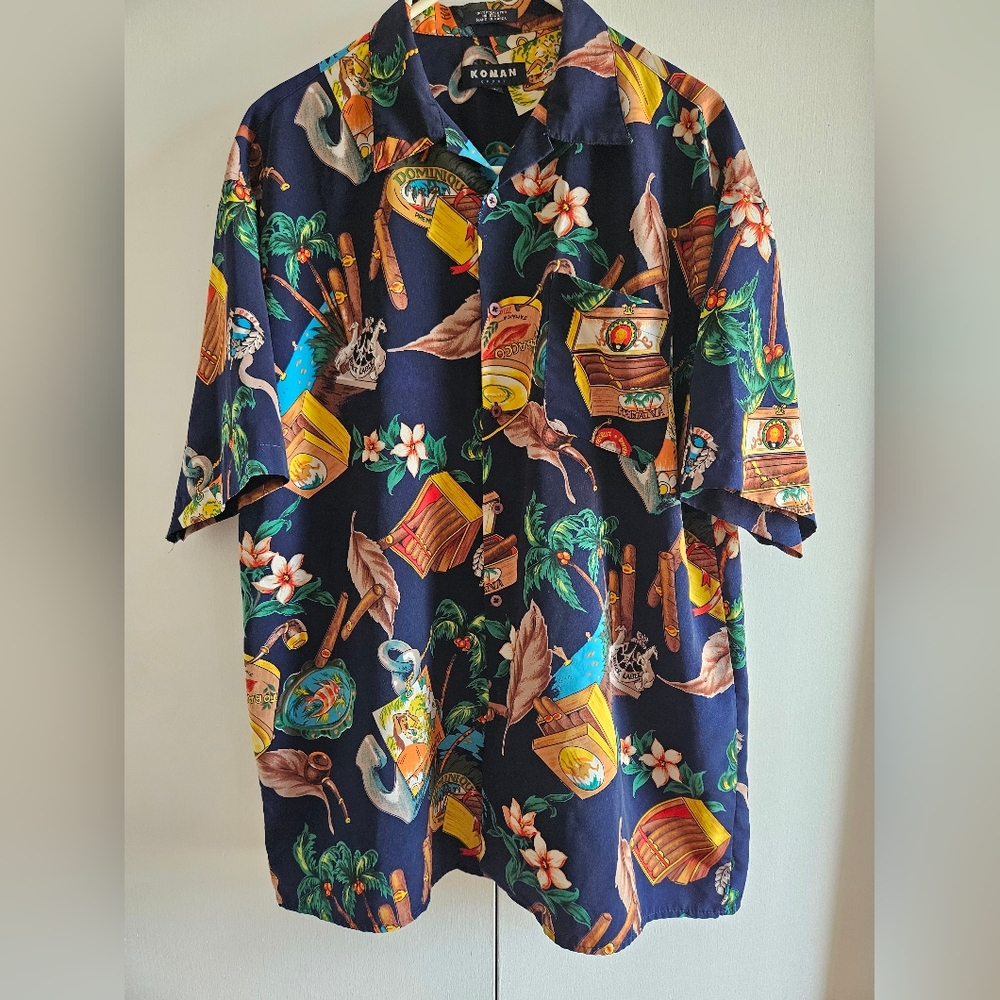 Koman Sport Blue Casual Button Down Shirt with Vibrant Patterns short Sleeves L